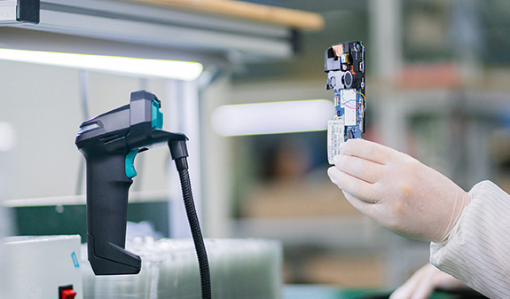 条码扫描装备，，，，是怎样应用于3C制造的各环节中